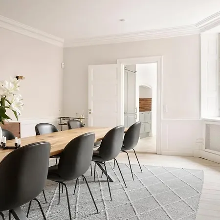 Beautiful Apartment By Nyhavn Apartment *