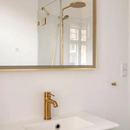 Beautiful Apartment By Nyhavn *